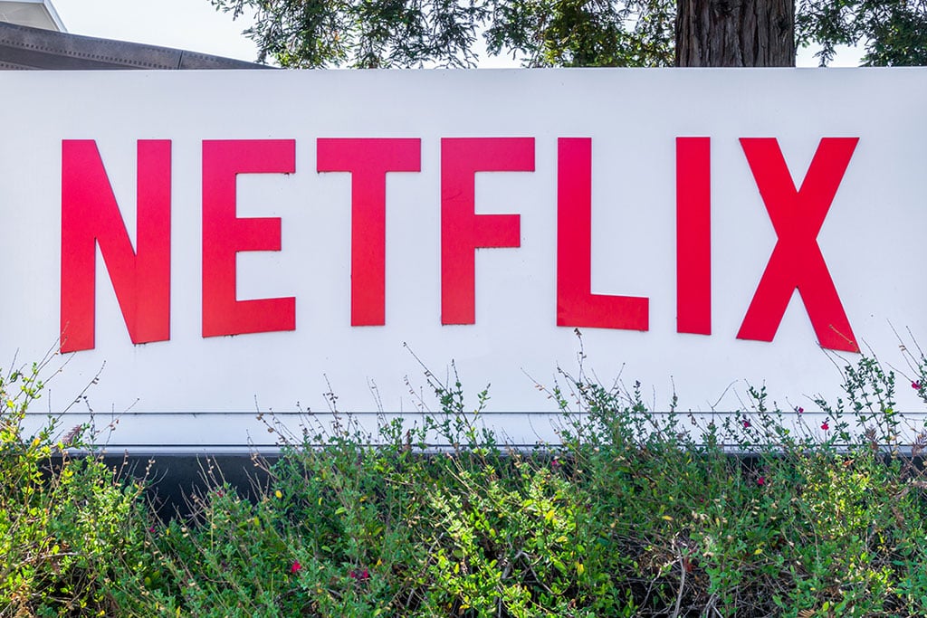 Netflix Posts Subscribers’ Growth and Impressive Financials, Analysts Raise NFLX Price Target