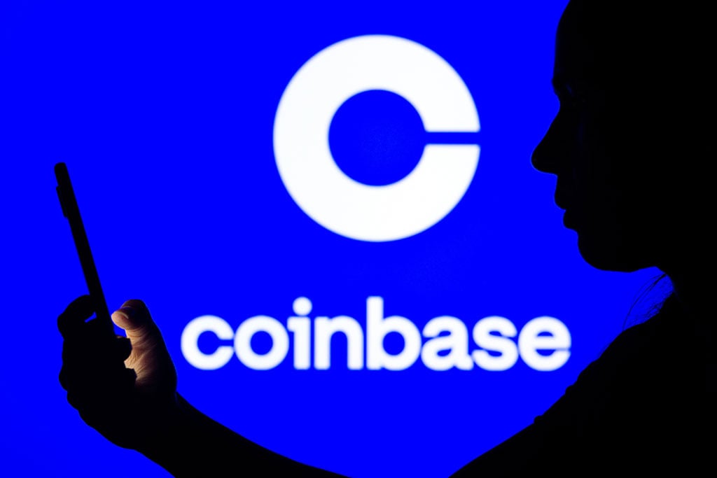 Coinbase Urges IRS to Reconsider Proposed Tax Rules, Citing Privacy Concerns 