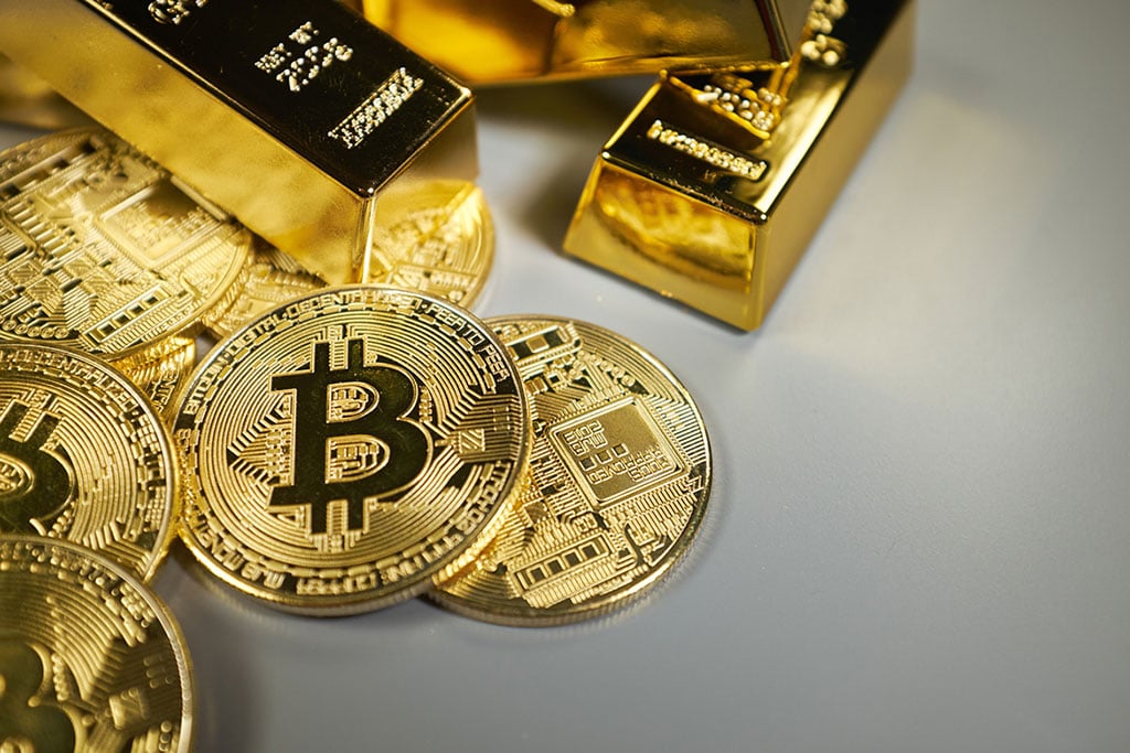 Arthur Hayes: Bitcoin Outshines Gold as Safe-Haven Asset