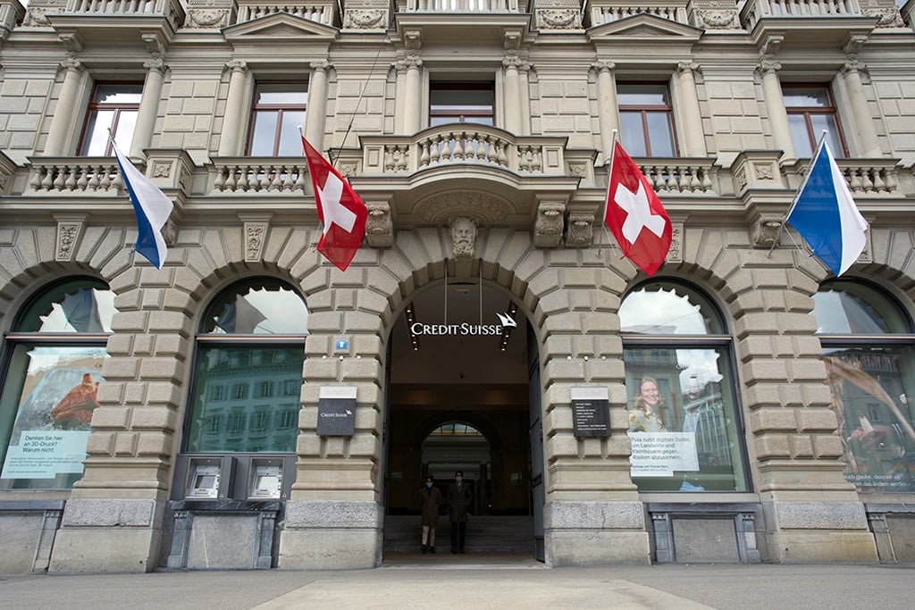Embattled Swiss Banking Giant Credit Suisse Loses One of Its Major Backers