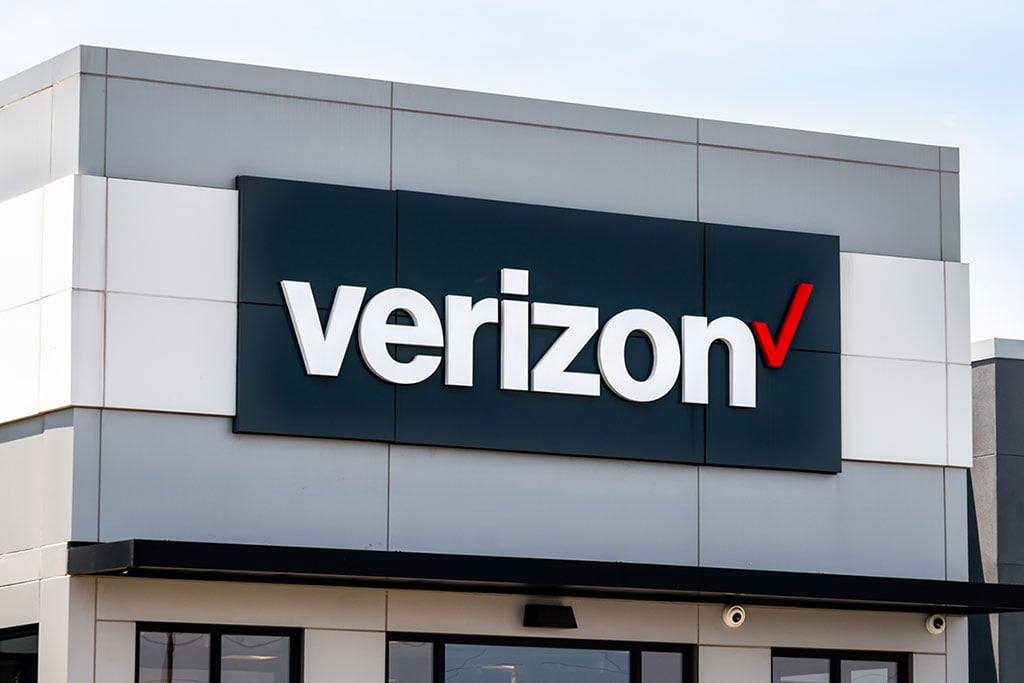 Verizon Reports Better-than-Expected Q3 2023 Results, VZ Shares Jump 9%
