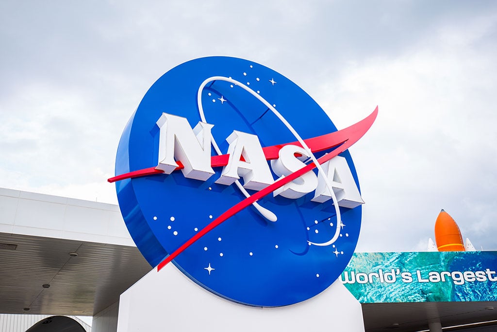 NASA Plans to Leverage Blockchain Technology for Its Next Moon Landing