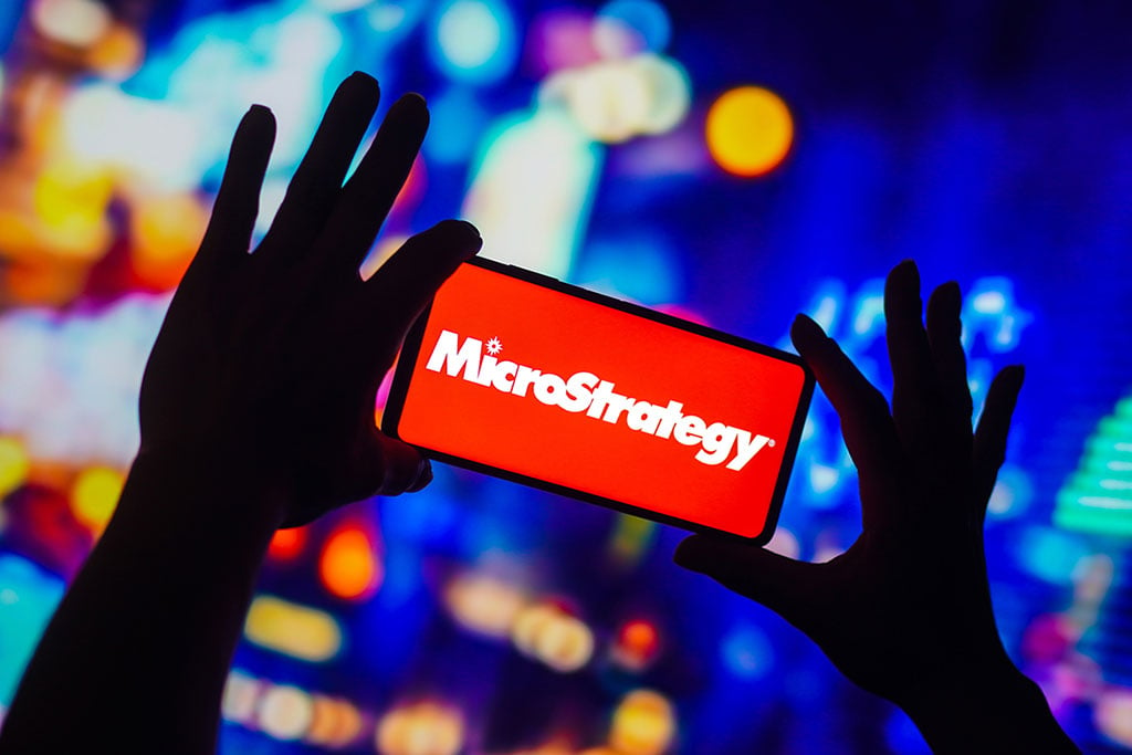 MicroStrategy Increases Its Convertible Debt Offering for Bitcoin Purchases to $700M