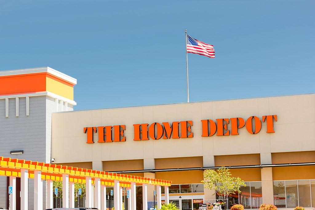 Home Depot's Q2 2023 Earnings Surpass Expectations amid Sales Dip