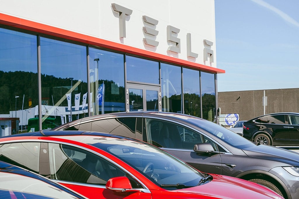 Tesla Delivers 1.31M Vehicles in 2022, Up 40% YoY