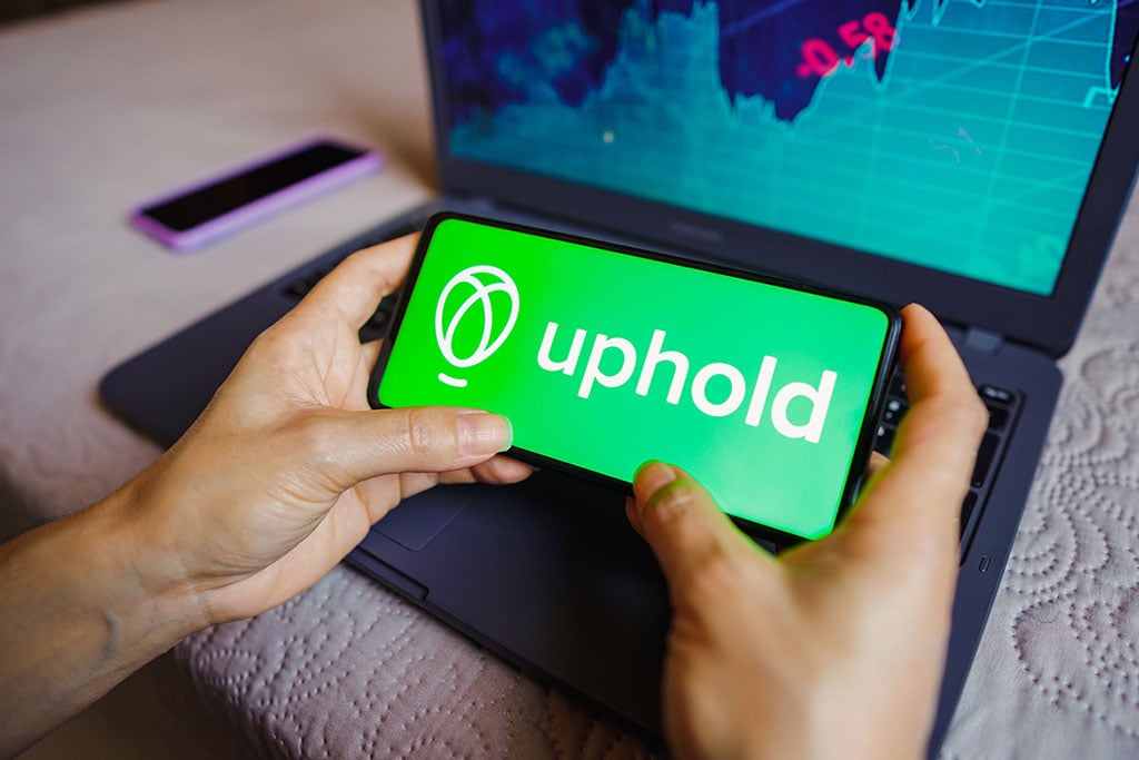 Uphold Delists Several Stablecoins Ahead of EU’s Landmark Crypto Regulation