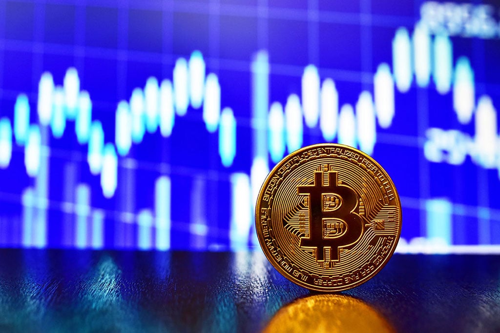 Bitcoin Drops to $64,600 Triggers $440M Liquidation in Longs Positions