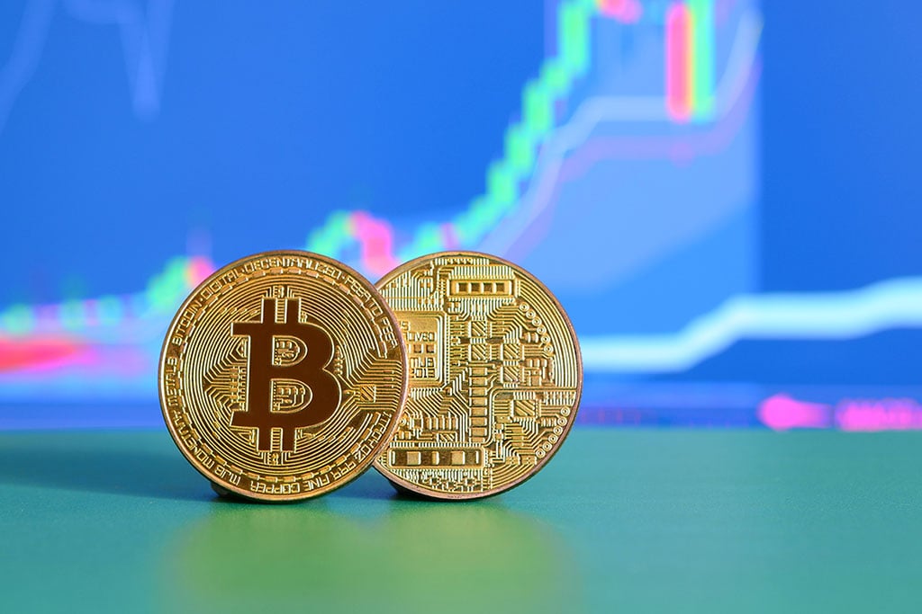 Bitcoin Price Hits New ATH $71,605, Crypto Market in Green as BOJ Mulls Rate Hikes