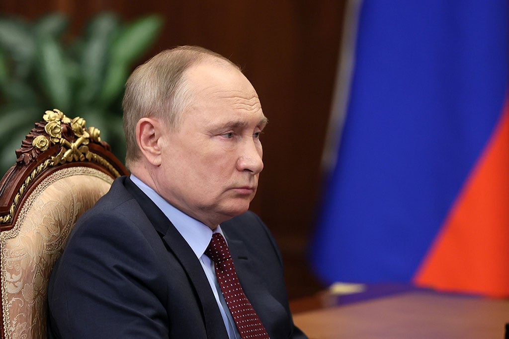 Russian President Vladimir Putin Signs Law on Digital Ruble