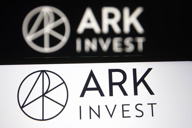 Ark Invest Acquires Coinbase Shares despite SEC Allegations