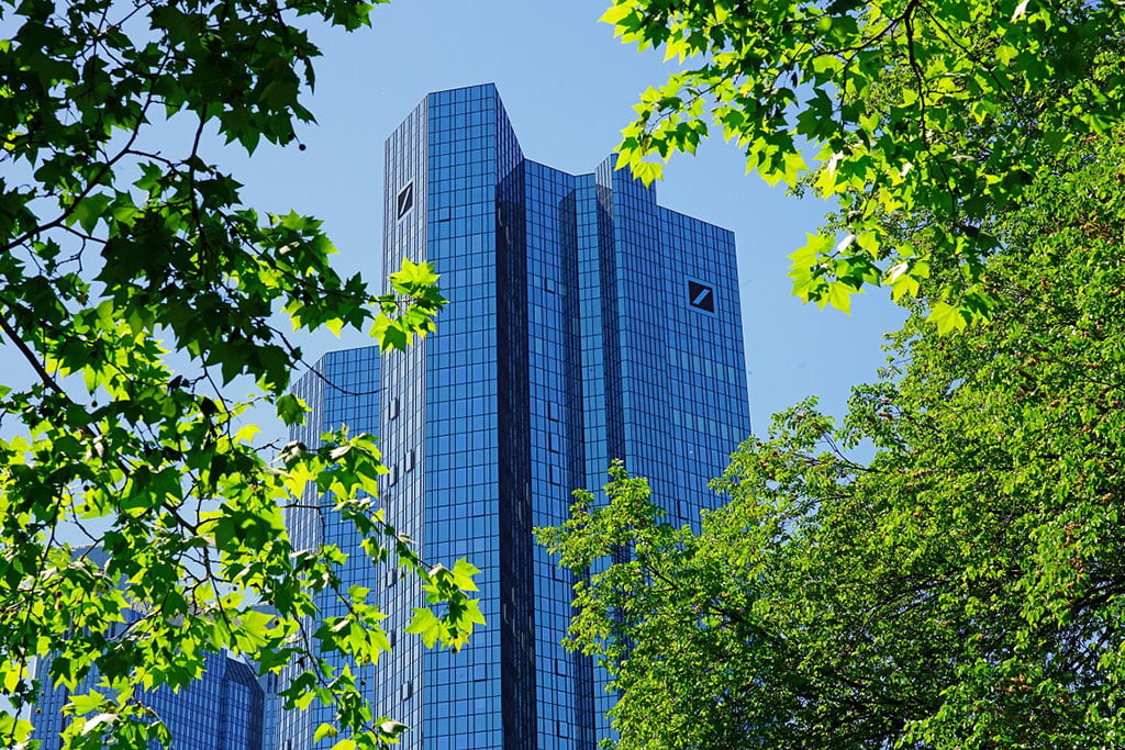 Deutsche Bank and Standard Chartered Begin Testing UDPN