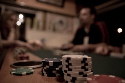 Is online poker gambling legal