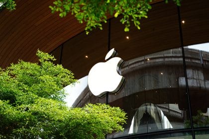AAPL Stock on Continuous Gains, Rises 4% Ahead of Apple Q1 2021 Earnings Results