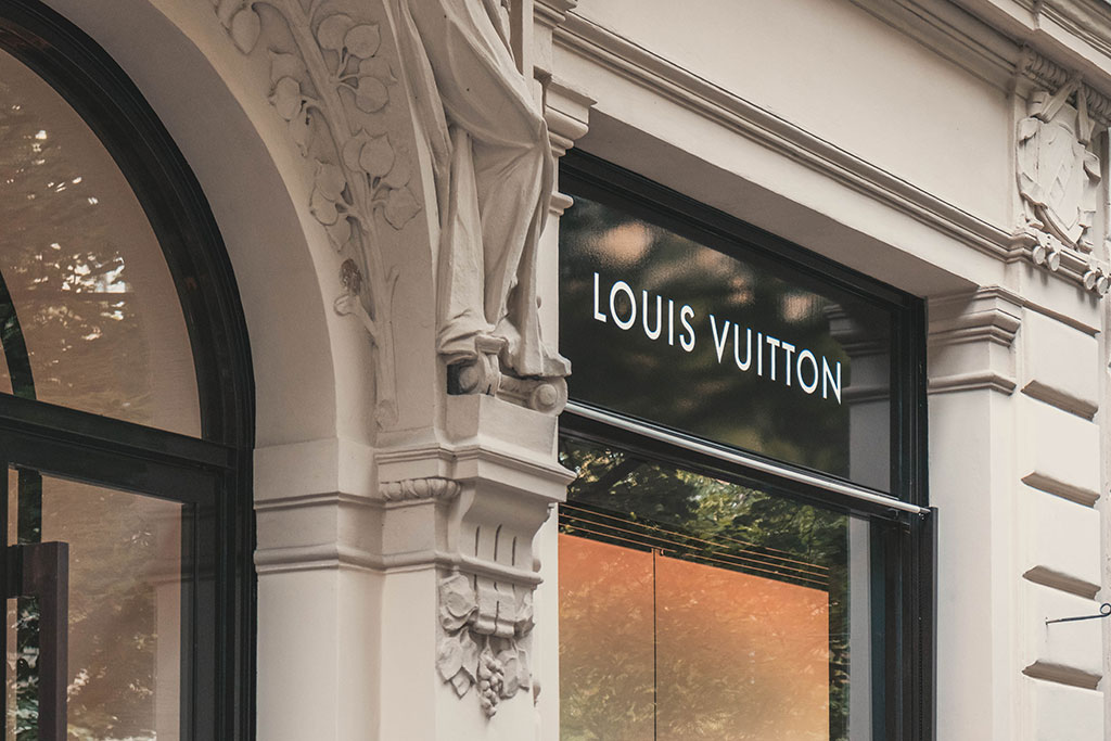 Louis Vuitton Shares First Digital Collectible With Iconic Trunk