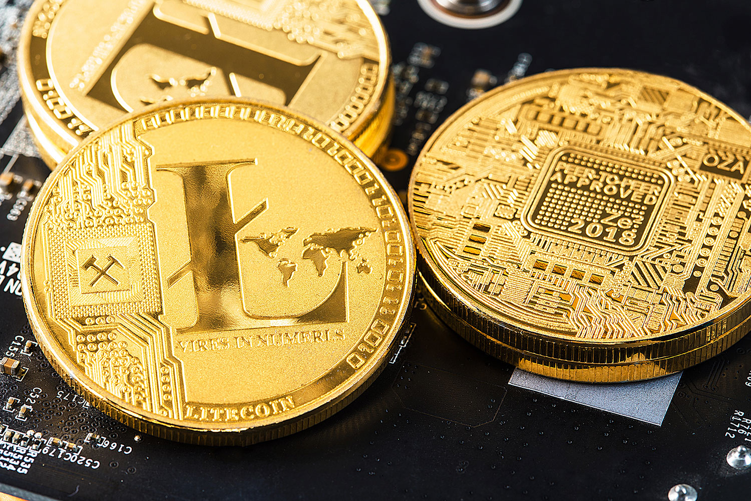 Litecoin Price Analysis: LTC Eyes $165 with This Bullish Pattern Breakout